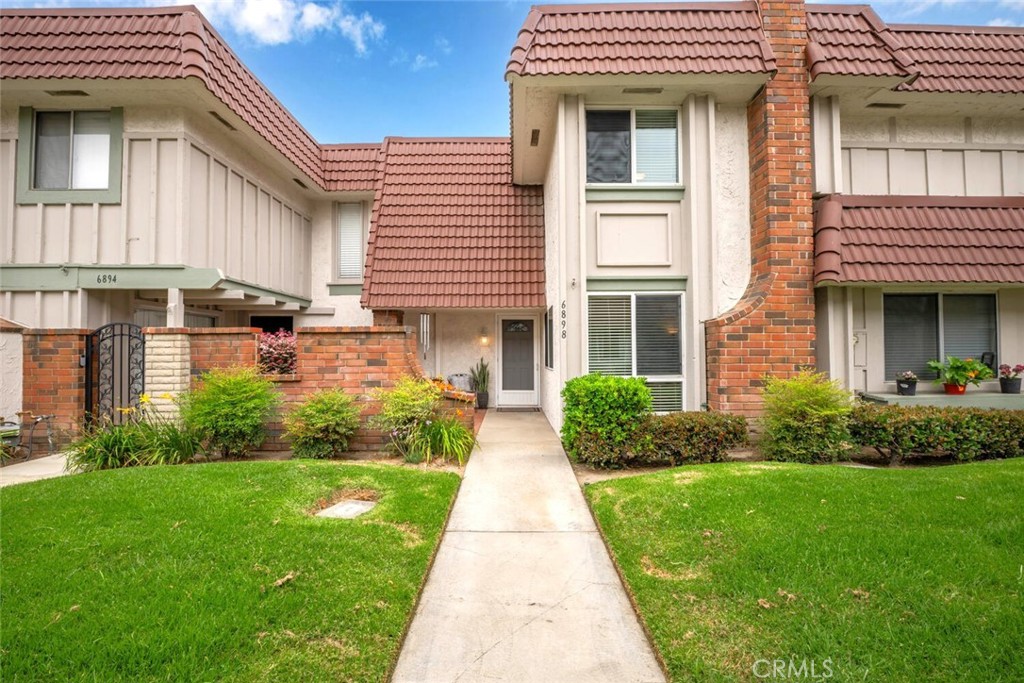 6898 Breton Way