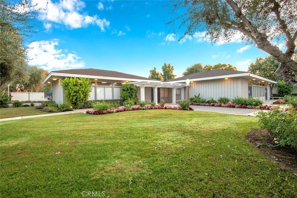 6898 Breton Way