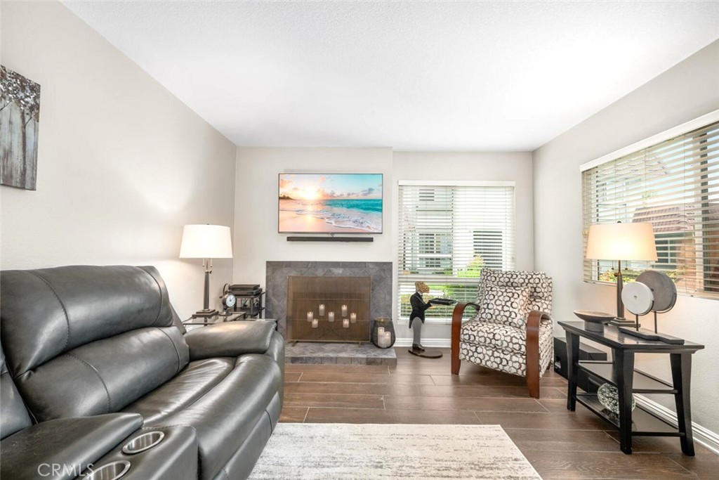 6898 Breton Way