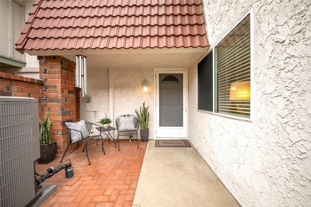 6898 Breton Way