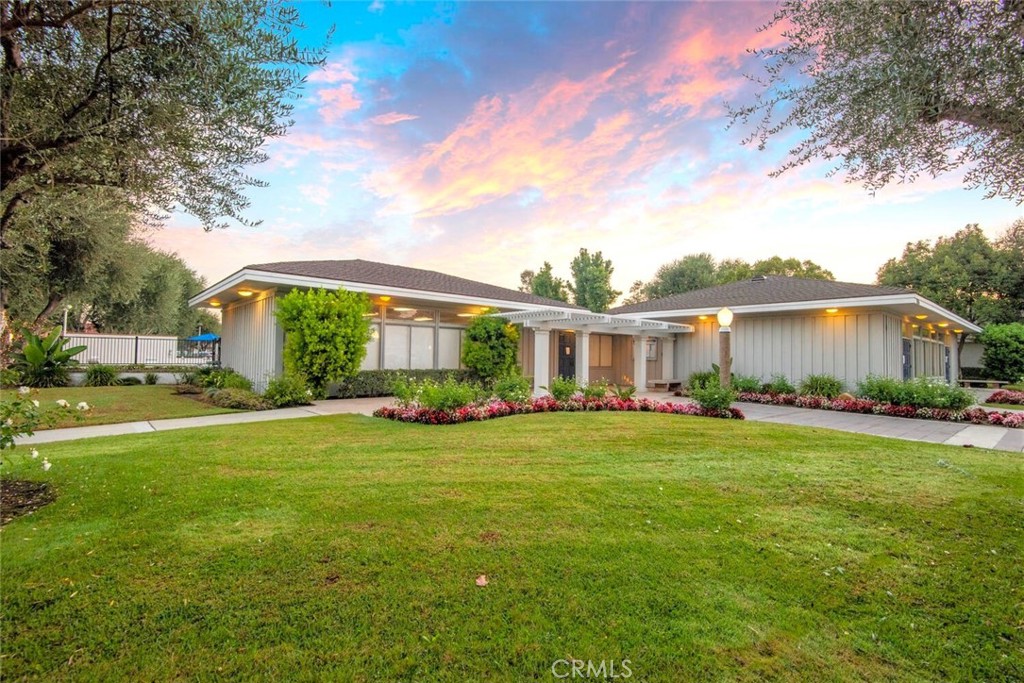 6898 Breton Way