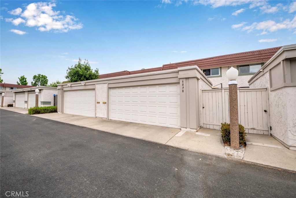6898 Breton Way
