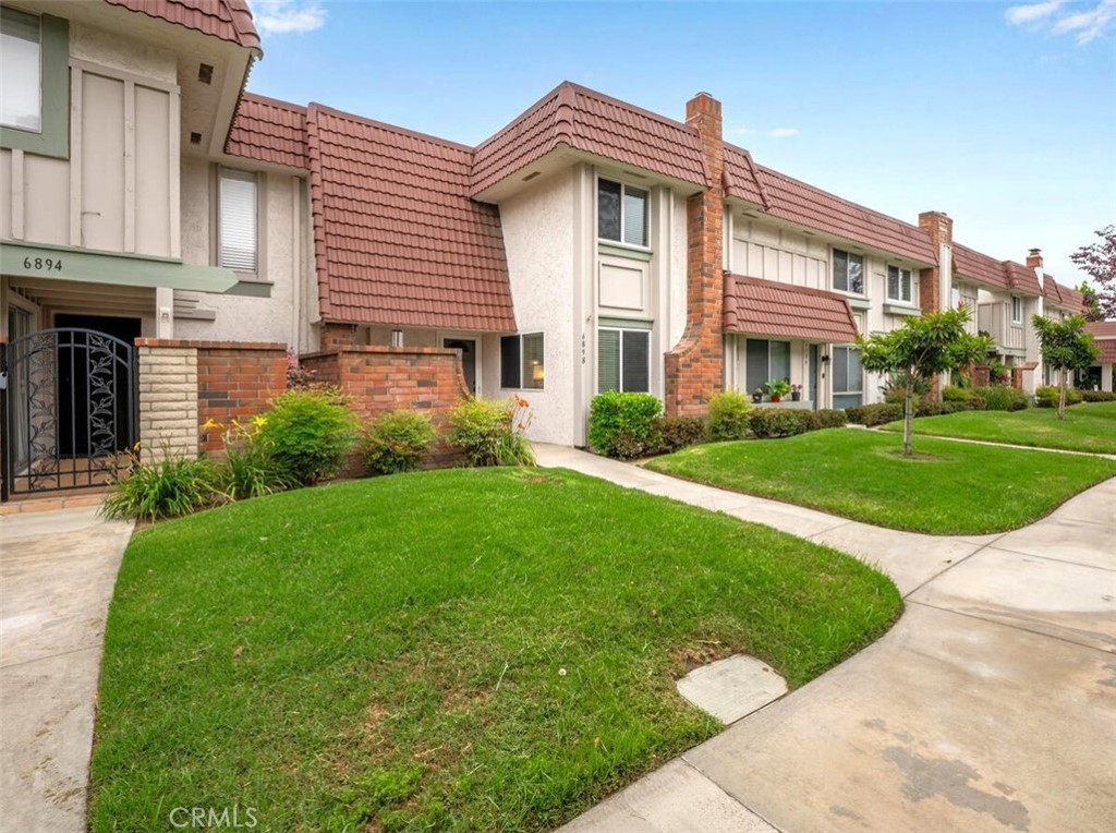6898 Breton Way