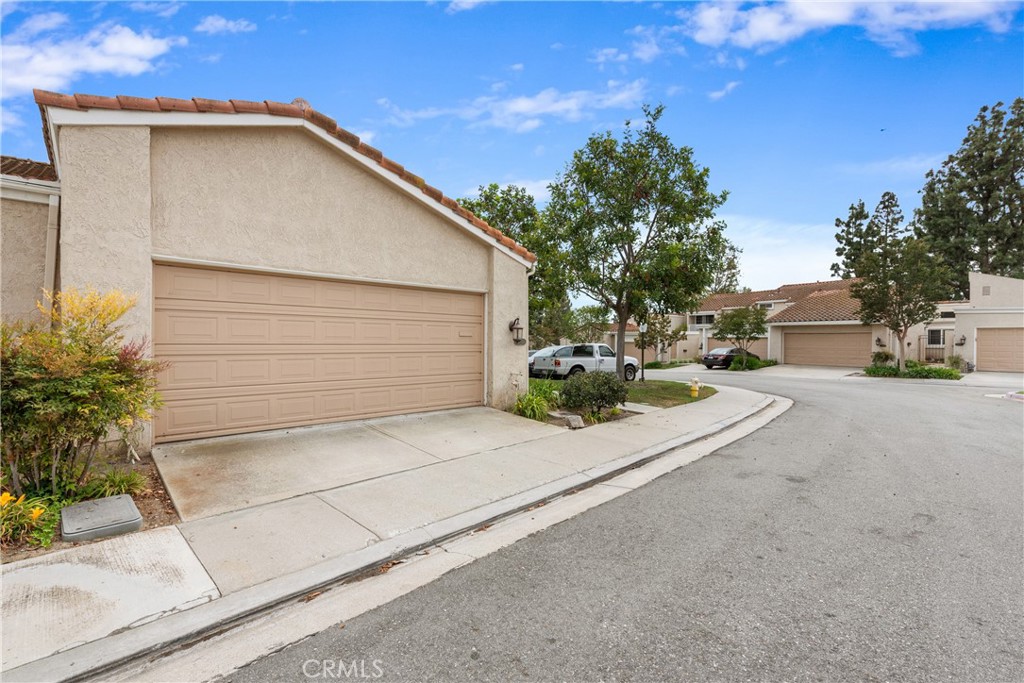 12670 Oxford Drive