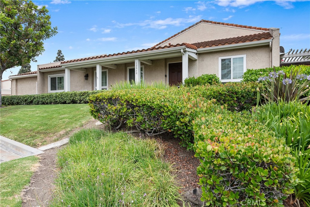 12670 Oxford Drive