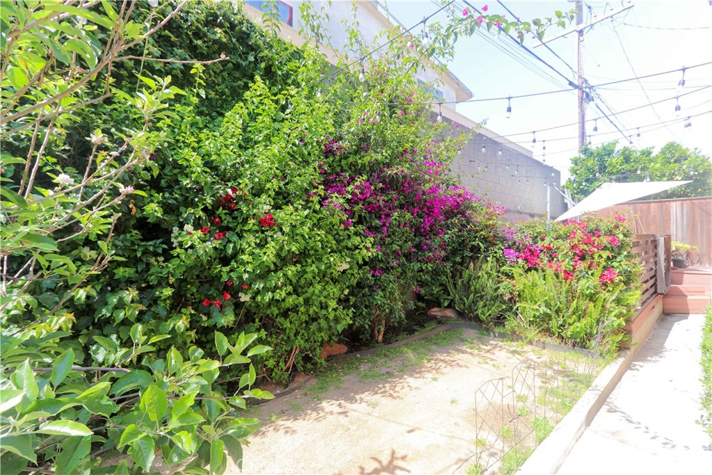 2616 Voorhees Avenue 2