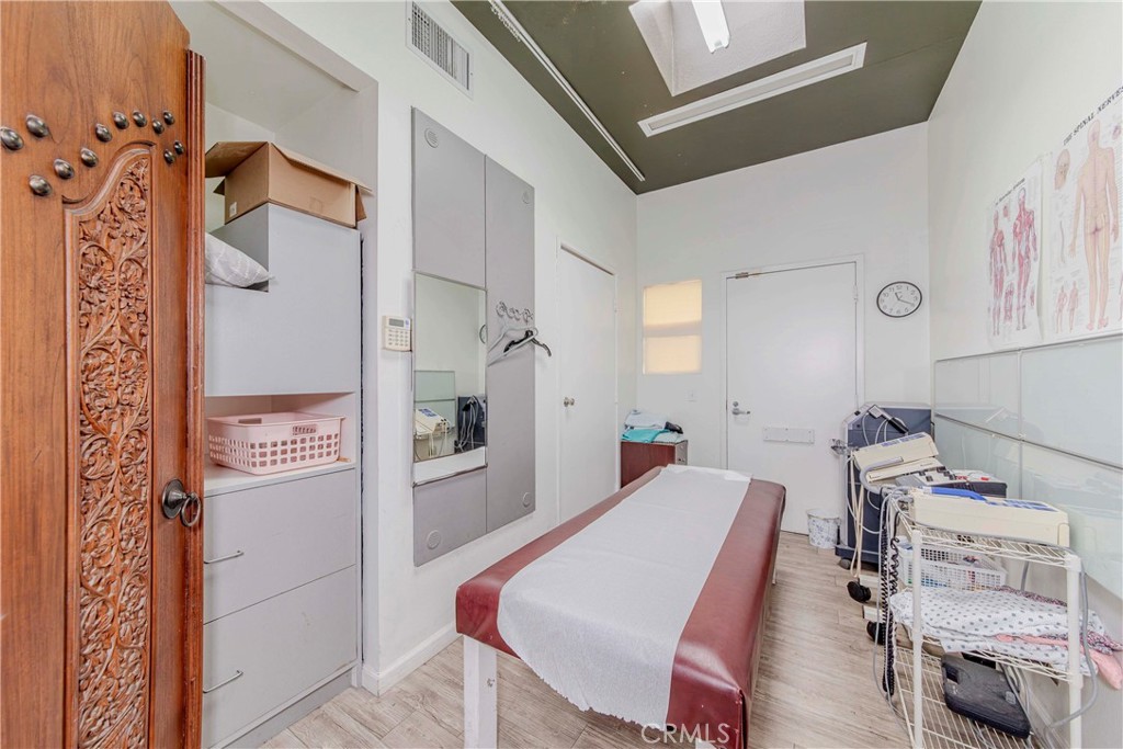 8111 Commonwealth Avenue