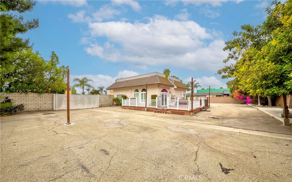 8111 Commonwealth Avenue