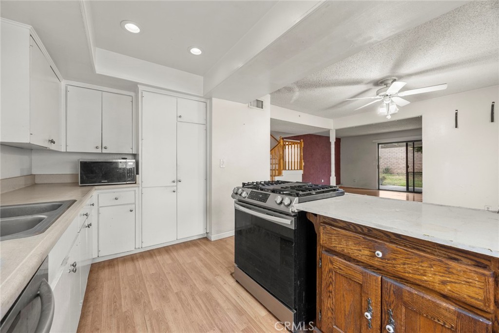 4853 E Wasatch Drive