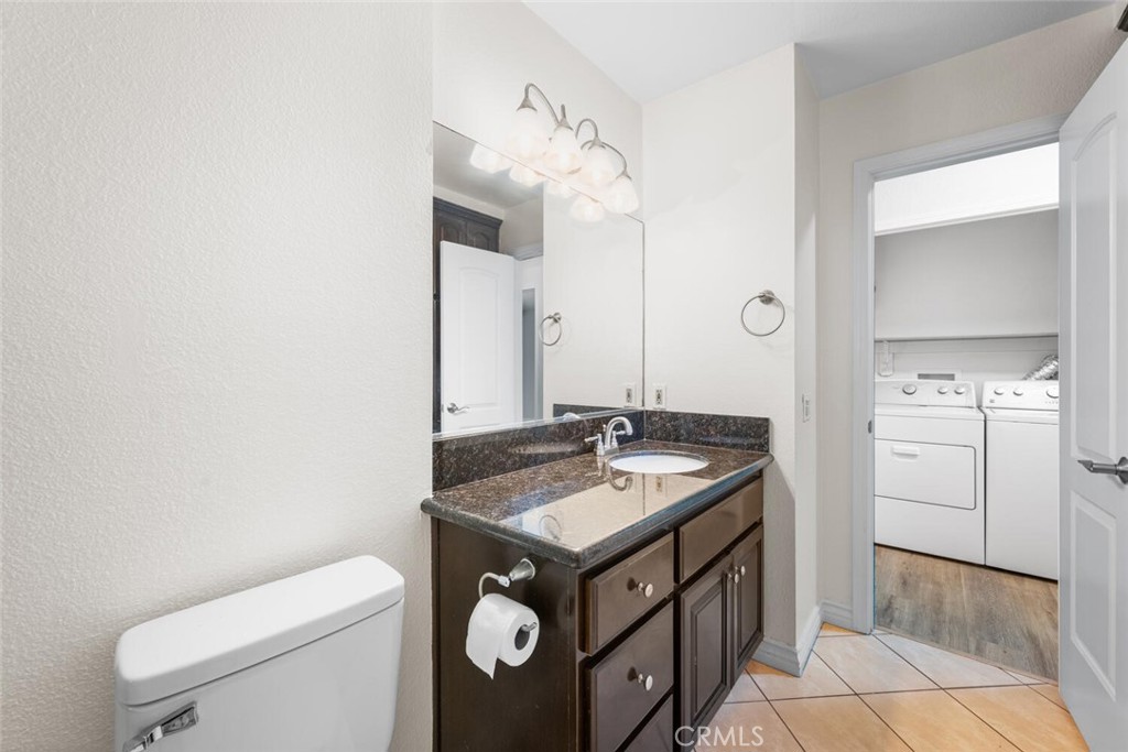 2925 E Spaulding Street 304