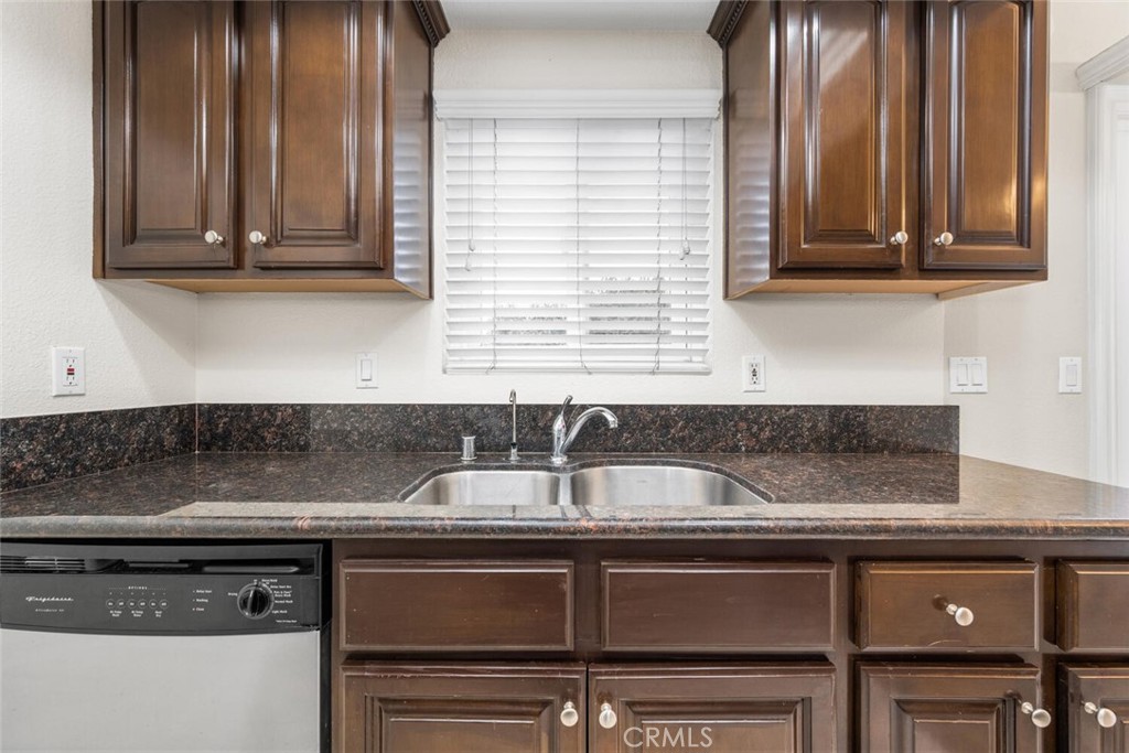 2925 E Spaulding Street 304