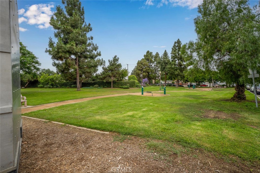 2925 E Spaulding Street 304