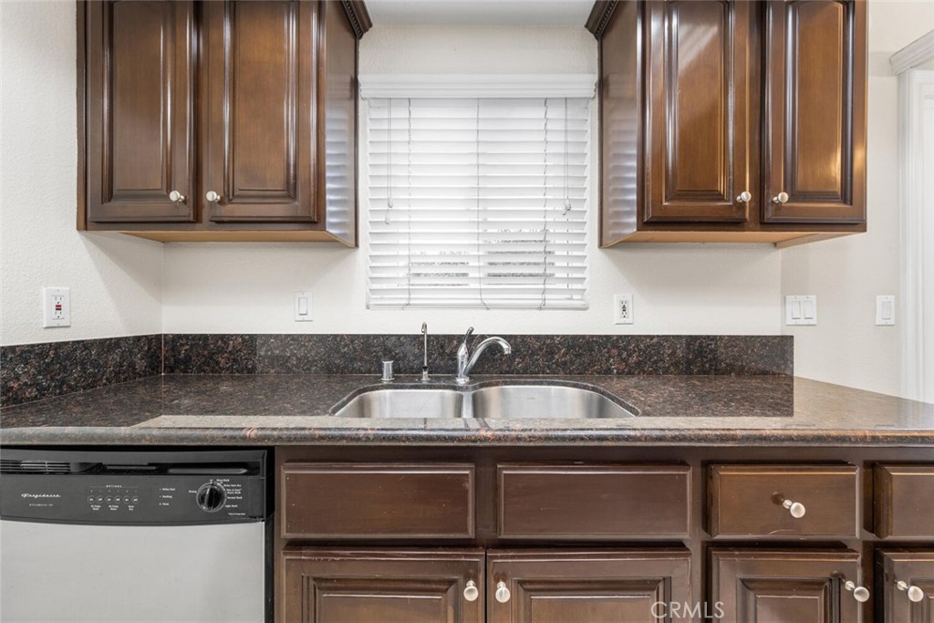 2925 E Spaulding Street 304