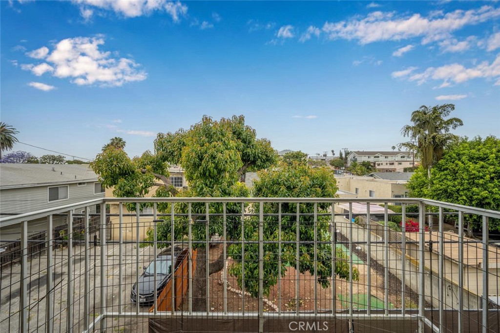 2925 E Spaulding Street 304