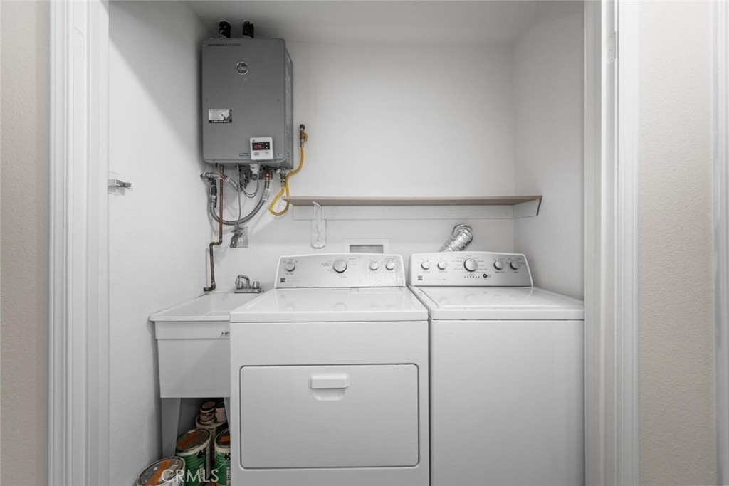 2925 E Spaulding Street 304