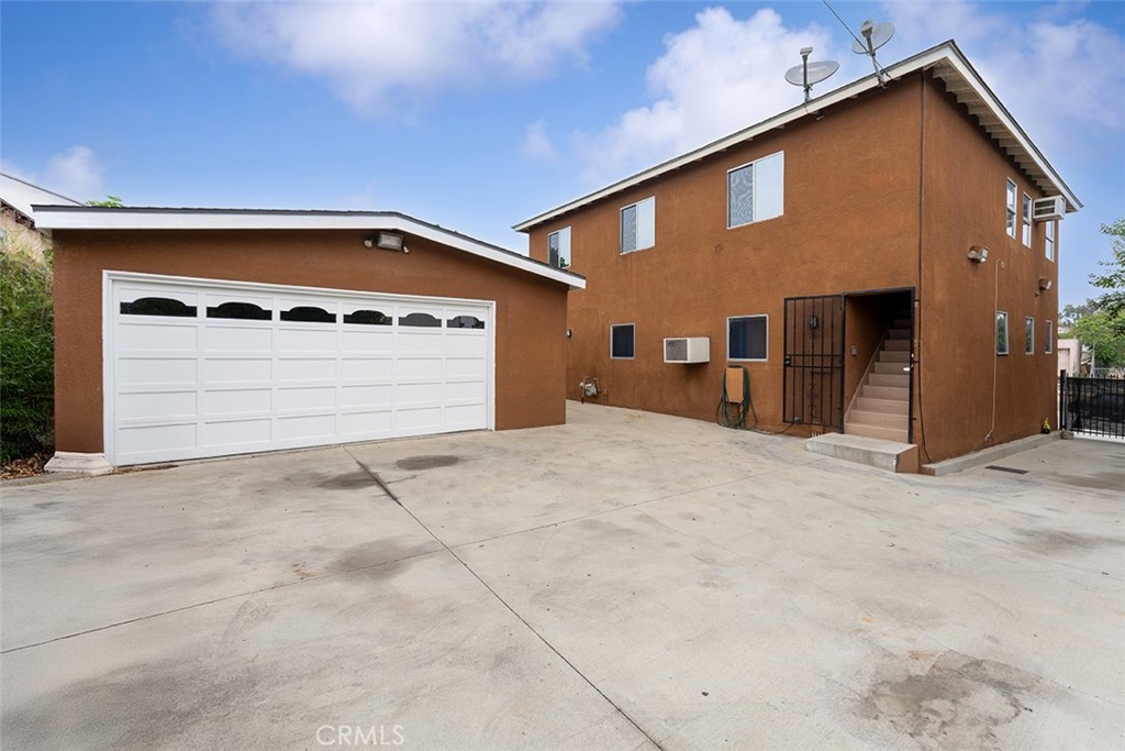 4620 E 3rd Street