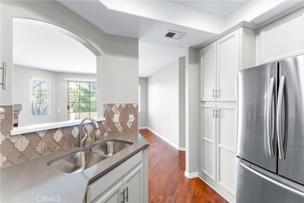 7977 E Viewrim Drive