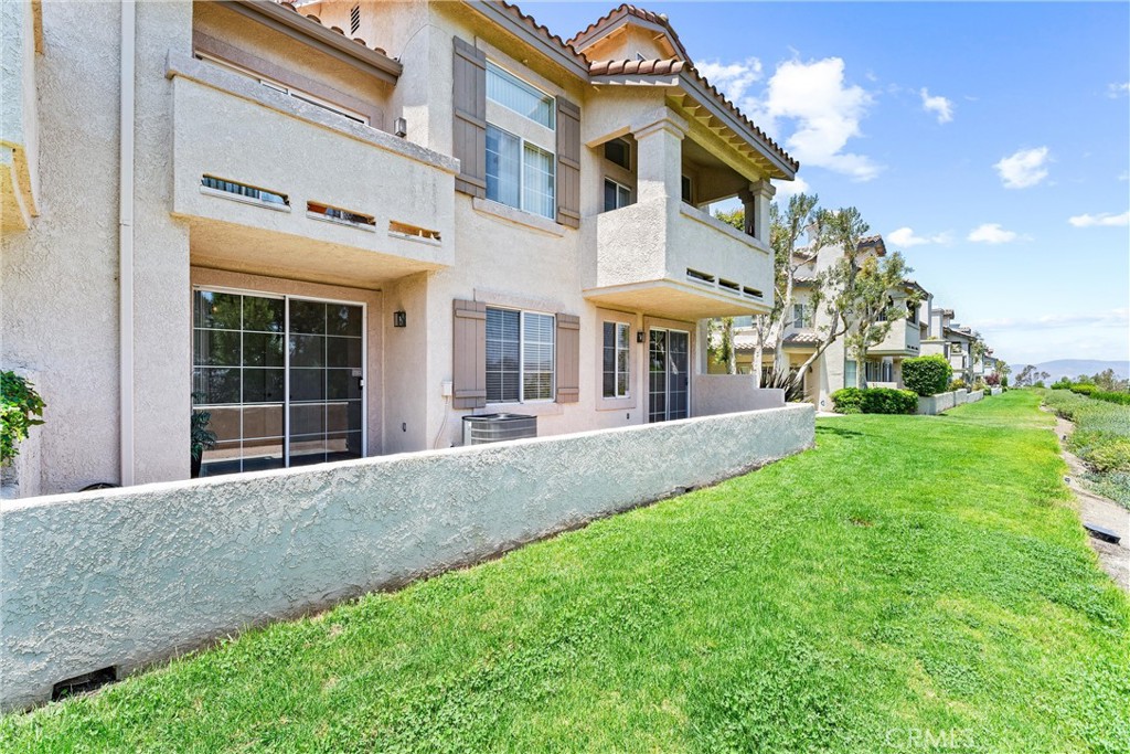 7977 E Viewrim Drive