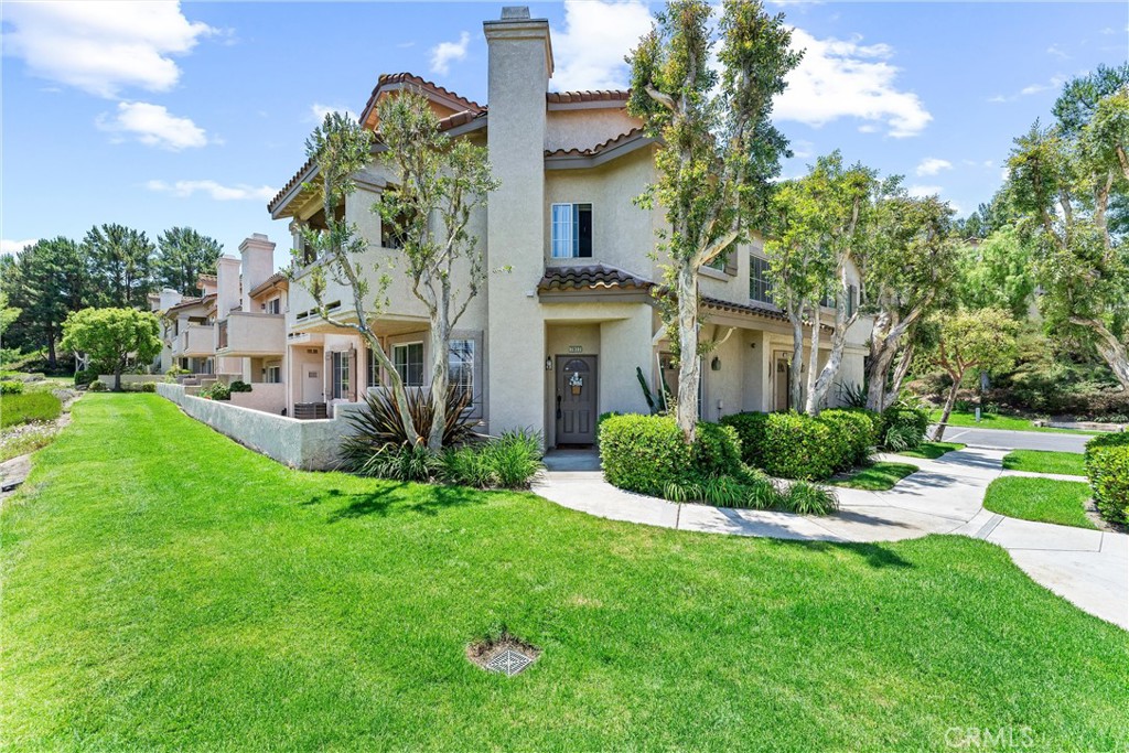 7977 E Viewrim Drive