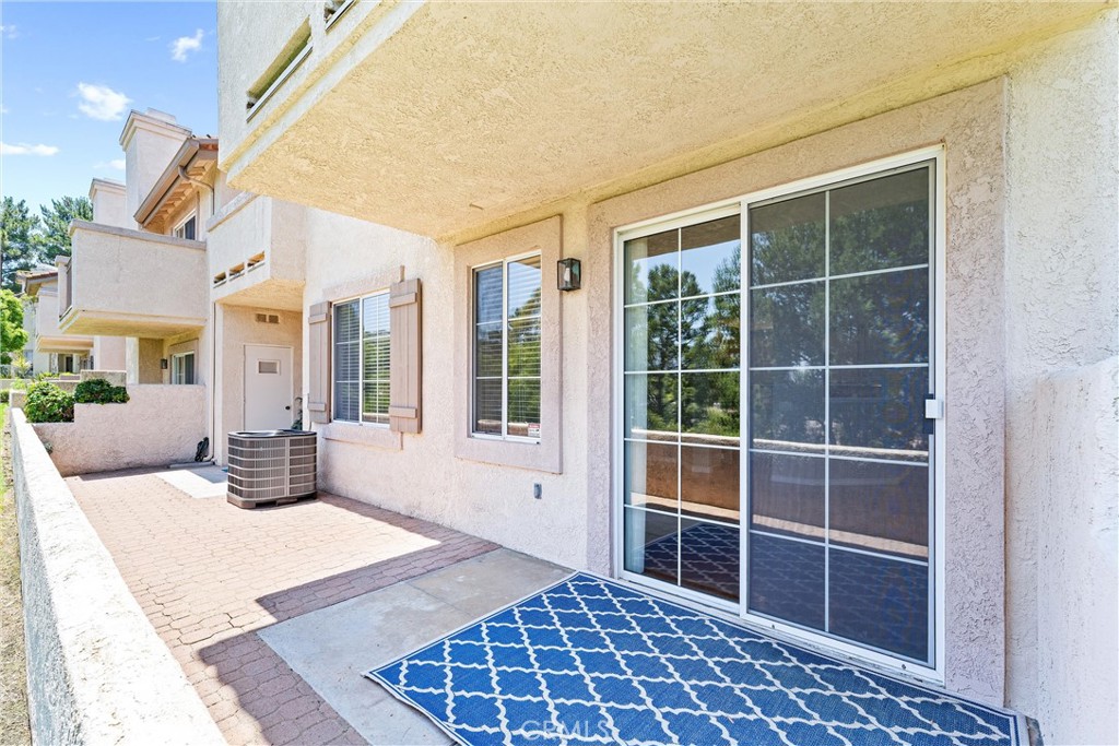 7977 E Viewrim Drive