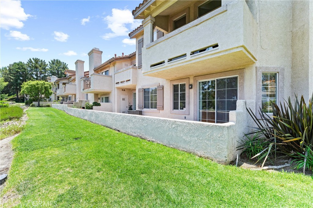 7977 E Viewrim Drive