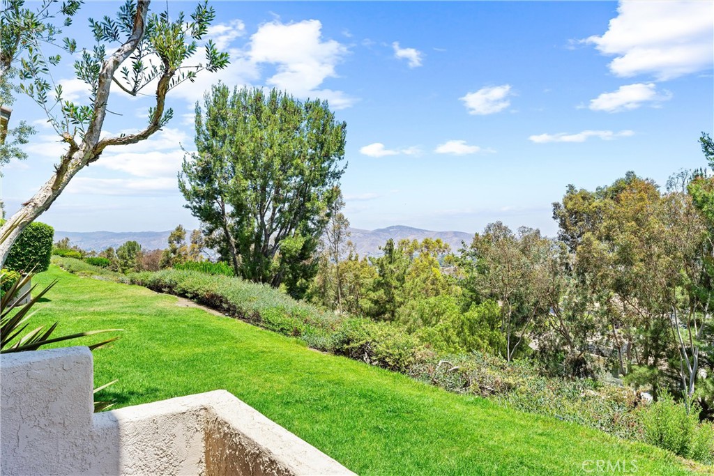 7977 E Viewrim Drive