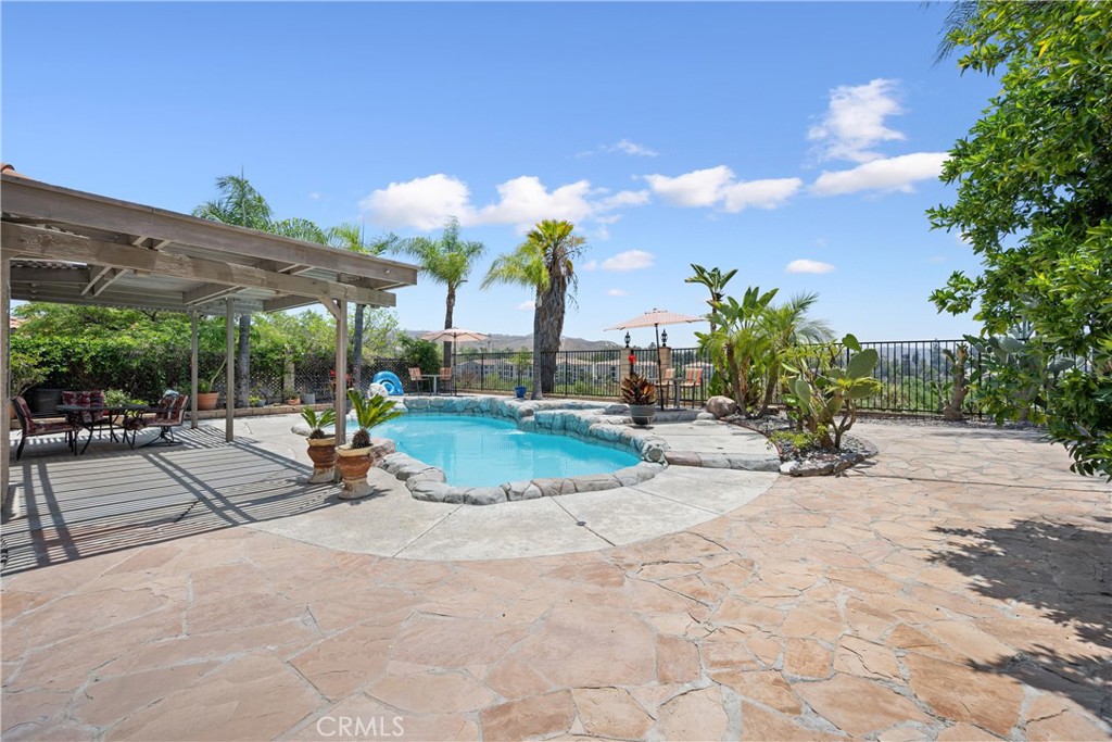 566 Bruin Drive