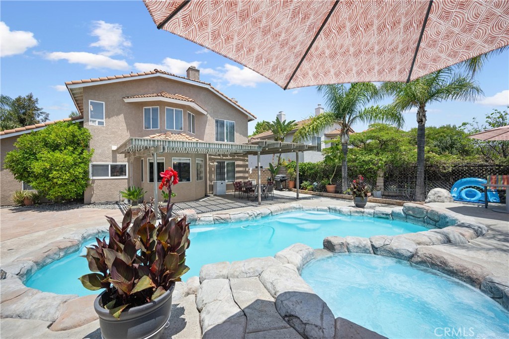 566 Bruin Drive