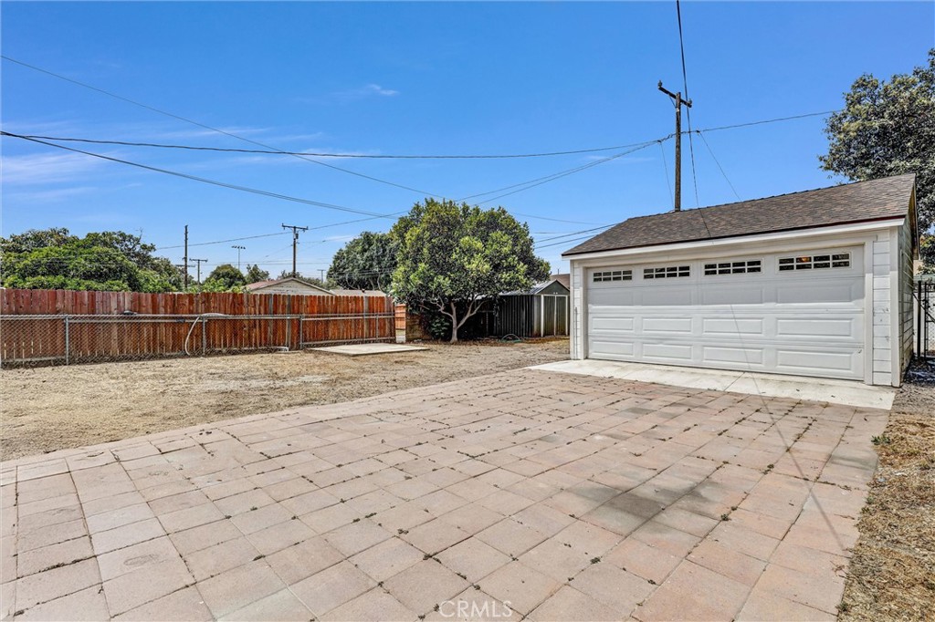 2255 Cota Ave