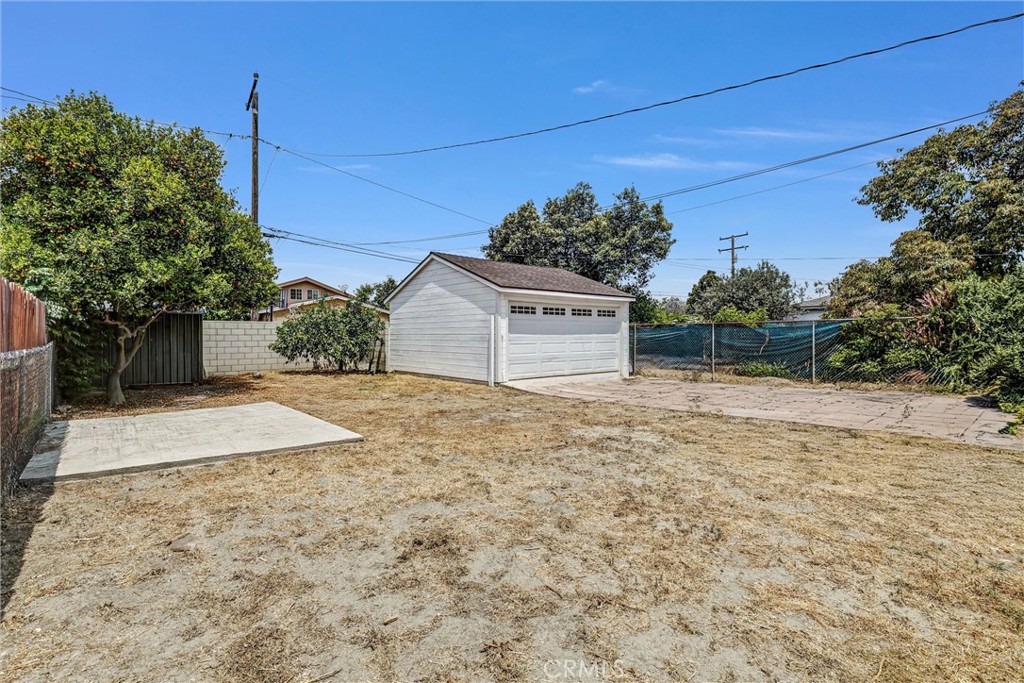 2255 Cota Ave
