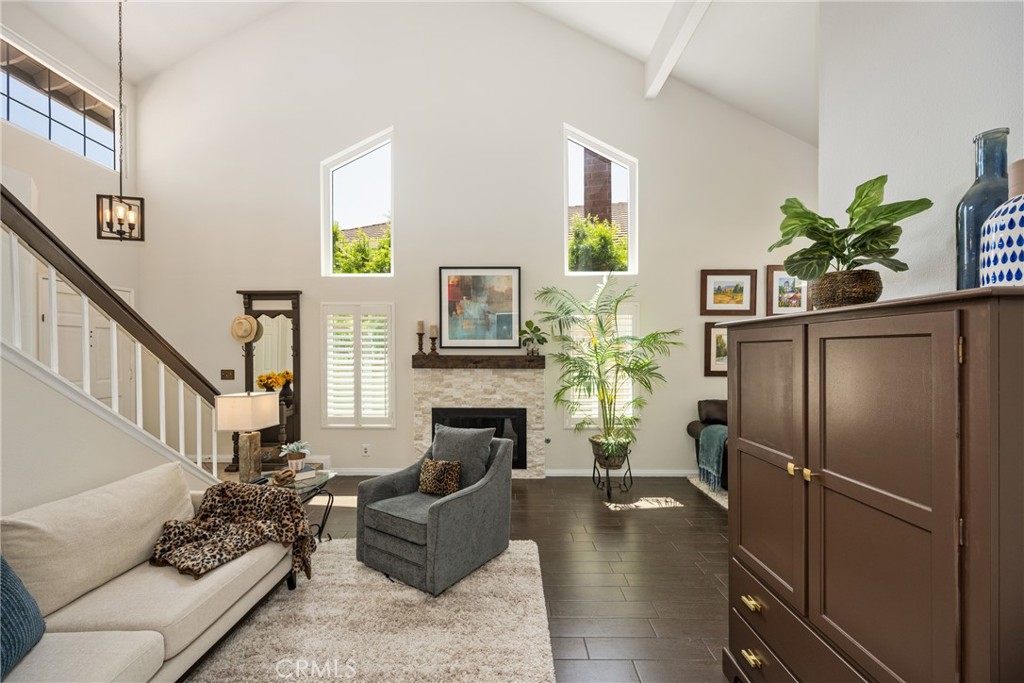 8237 E Flowerwood Avenue