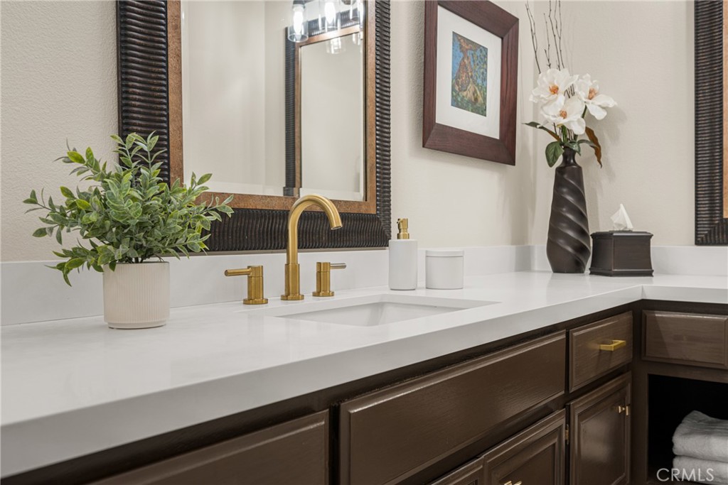 8237 E Flowerwood Avenue