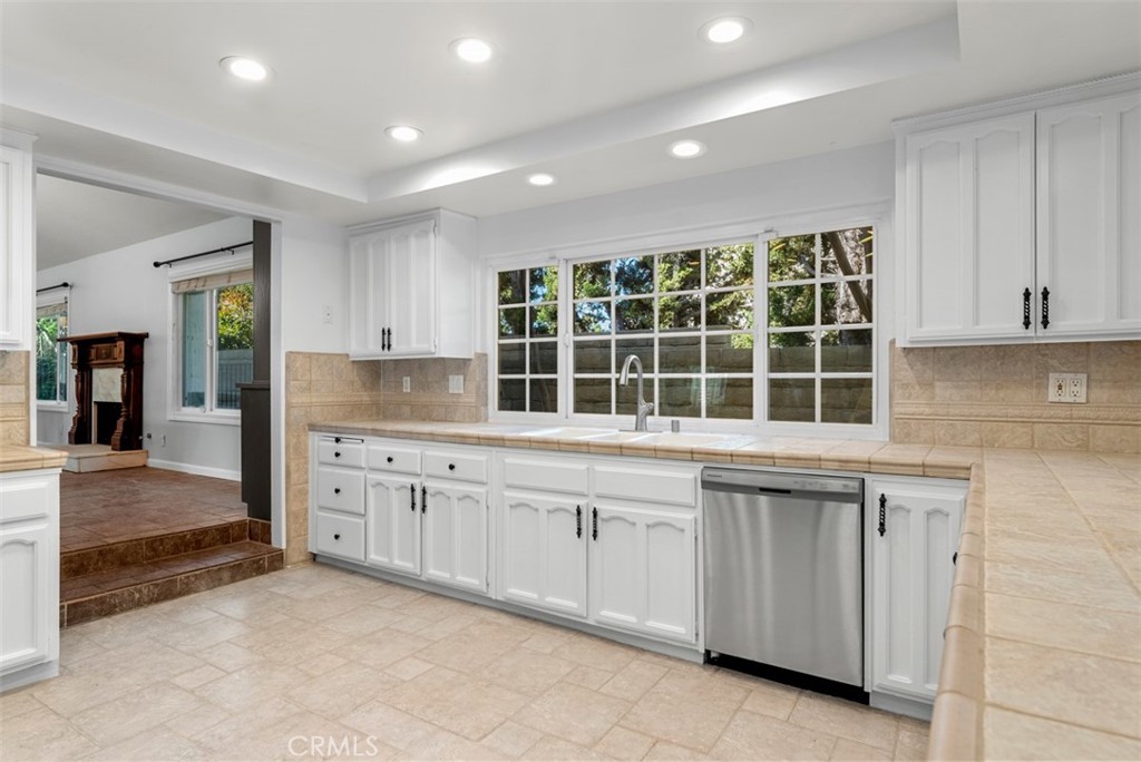 5269 E Rural Ridge Circle