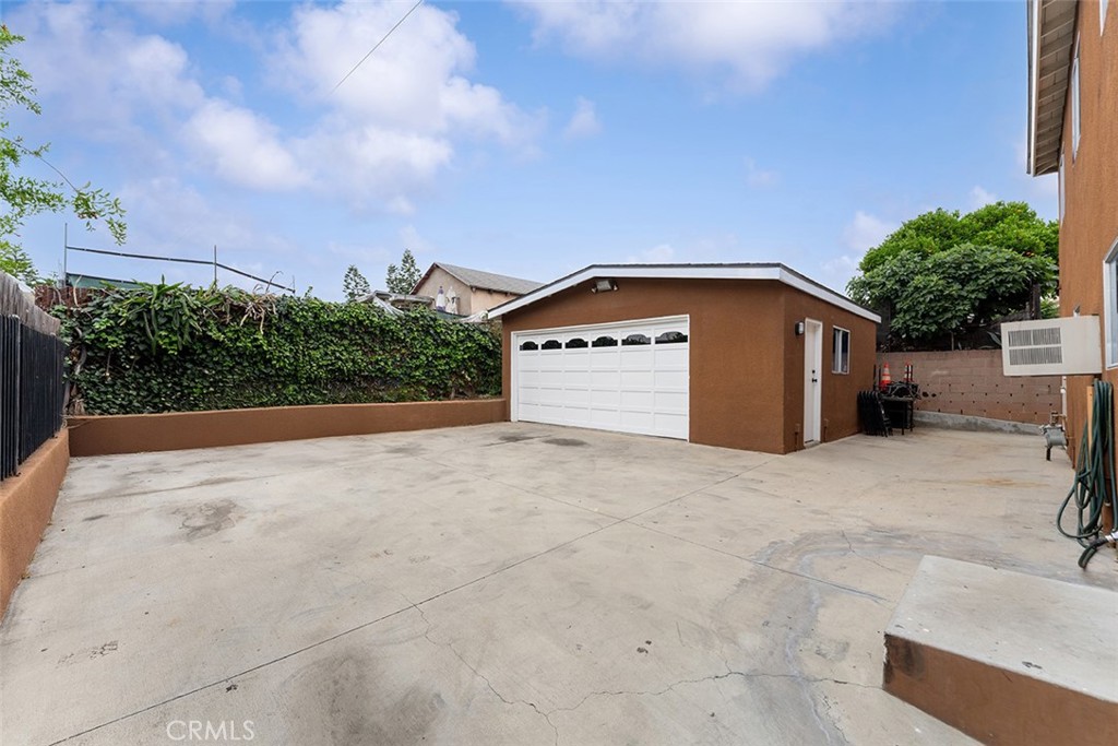 4620 E 3rd Street