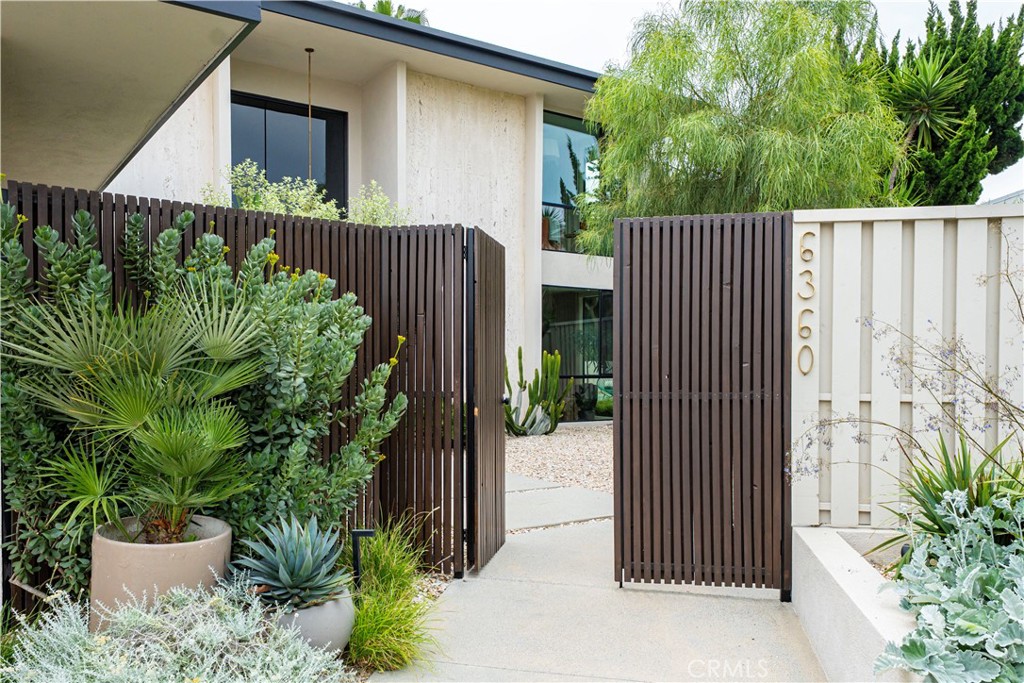 6360 E Vera Crest Drive