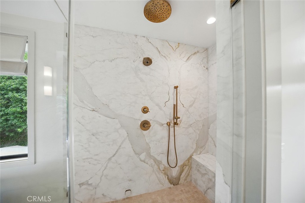 6360 E Vera Crest Drive