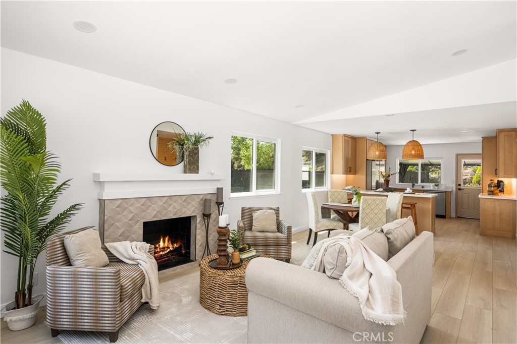 26871 Via Santa Lucia