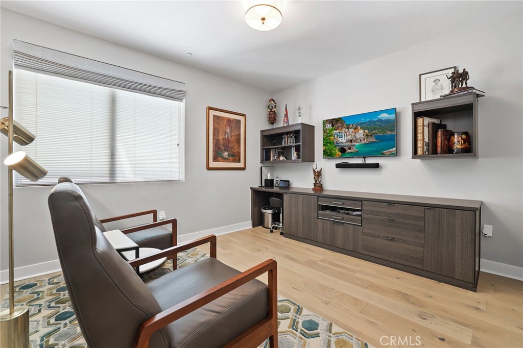 1920 S Pacific Coast Highway