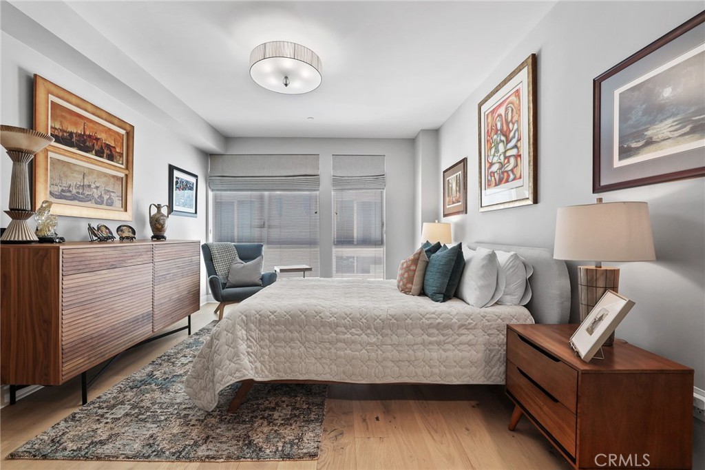 1920 S Pacific Coast Highway