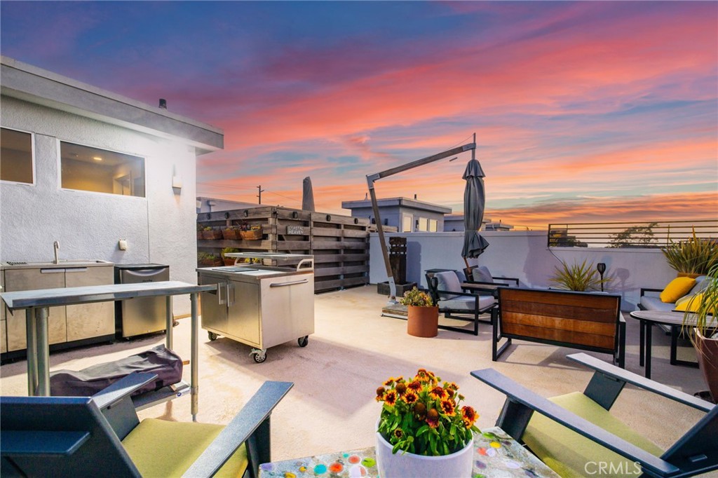 1920 S Pacific Coast Highway