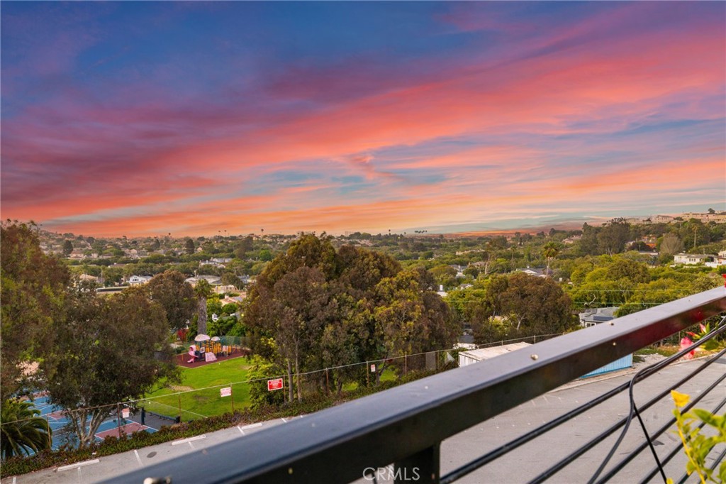 1920 S Pacific Coast Highway