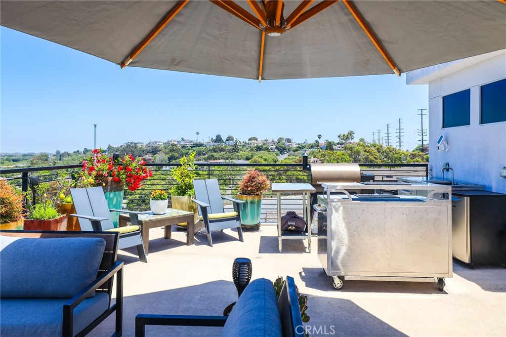 1920 S Pacific Coast Highway