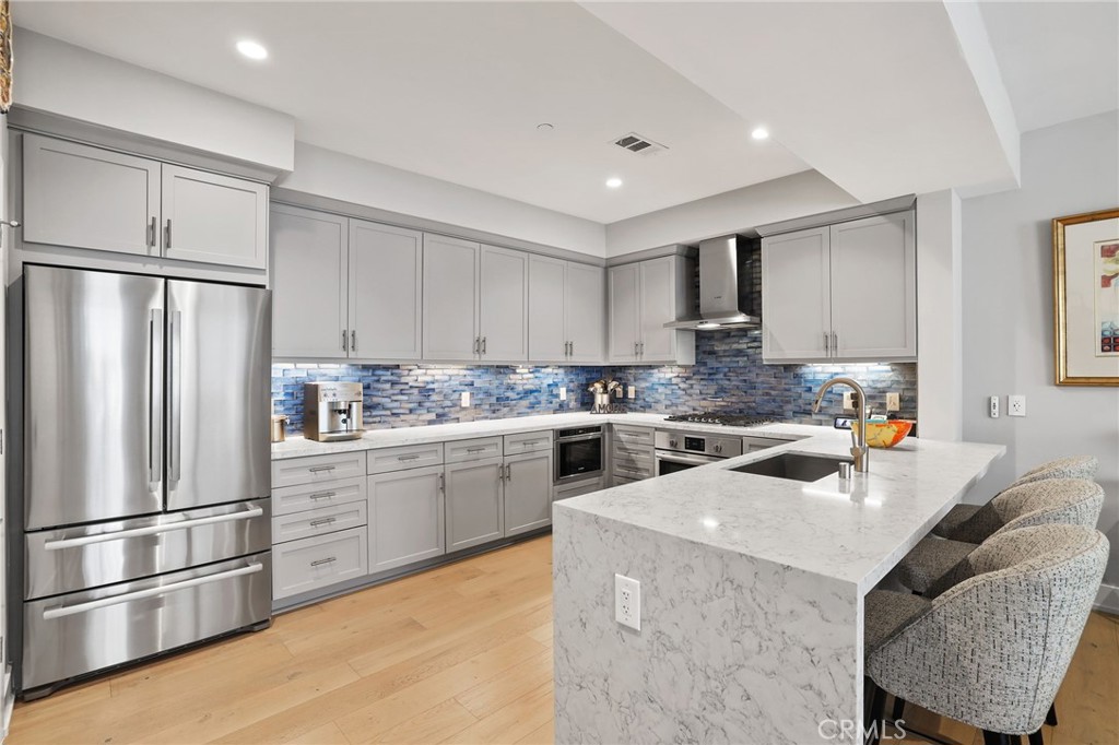 1920 S Pacific Coast Highway