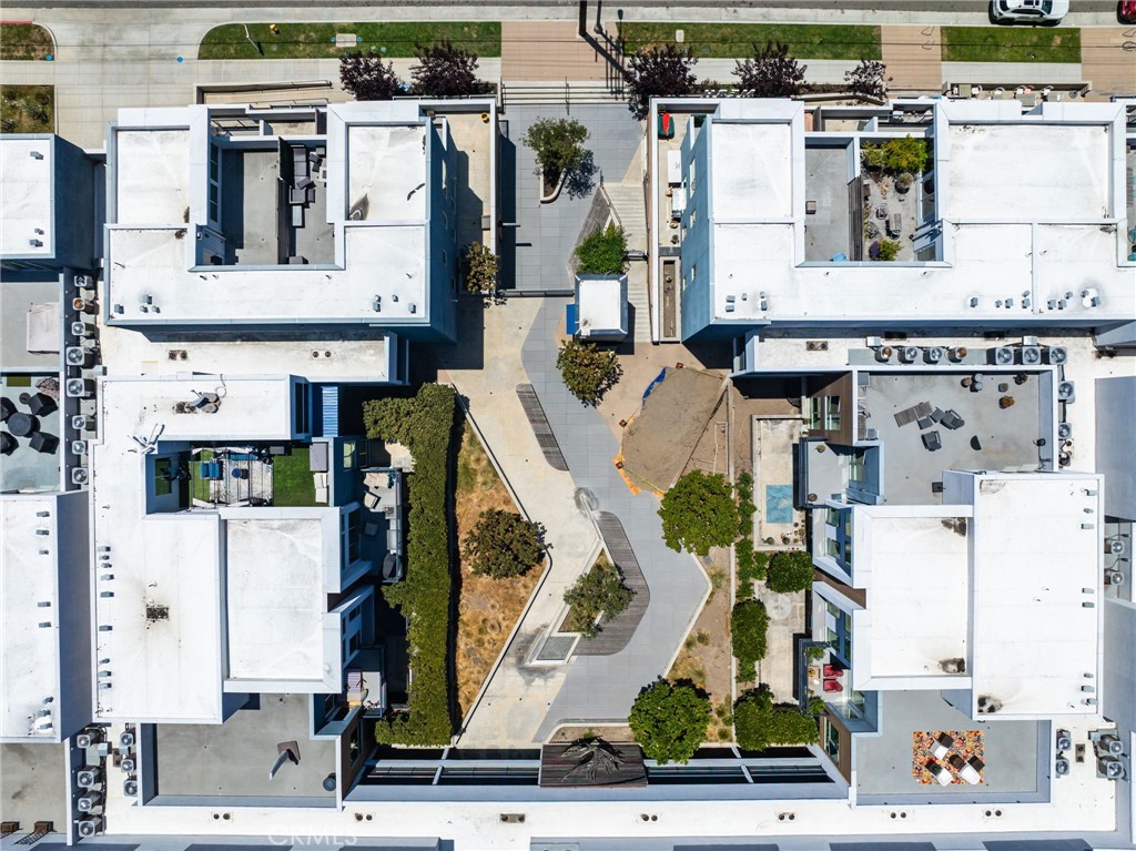 1920 S Pacific Coast Highway