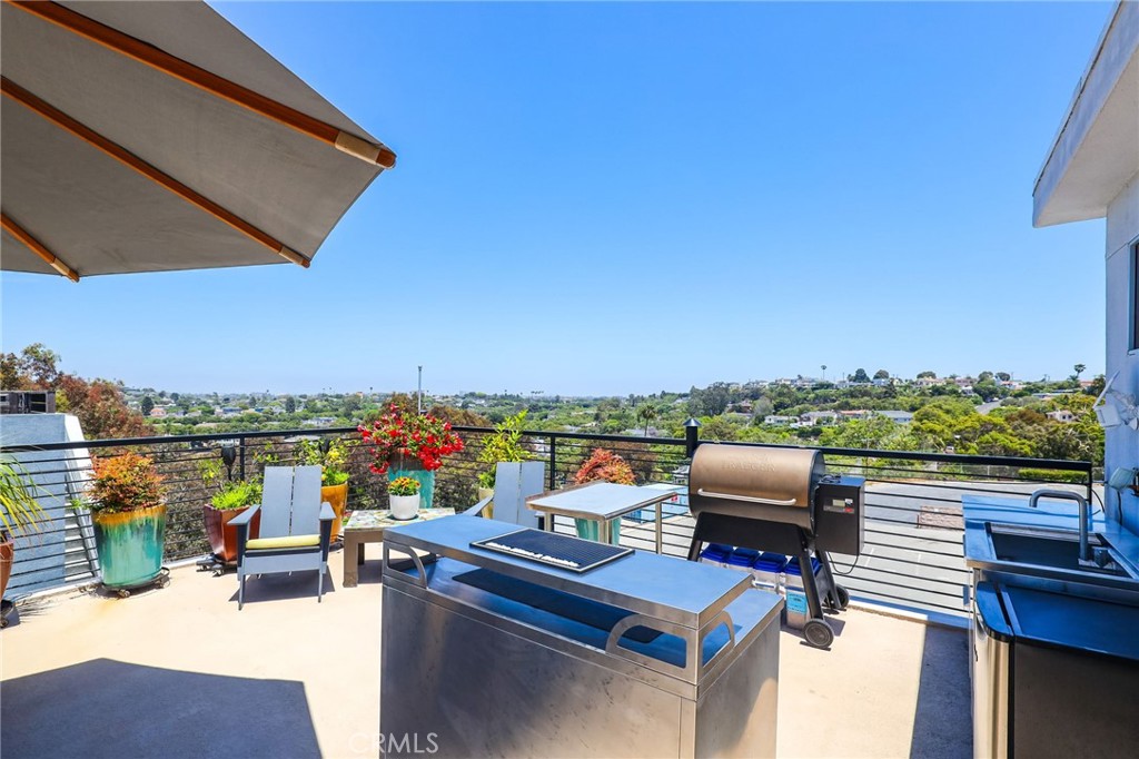 1920 S Pacific Coast Highway