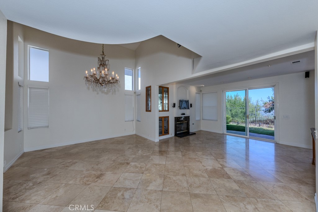 981 S Dylan Way