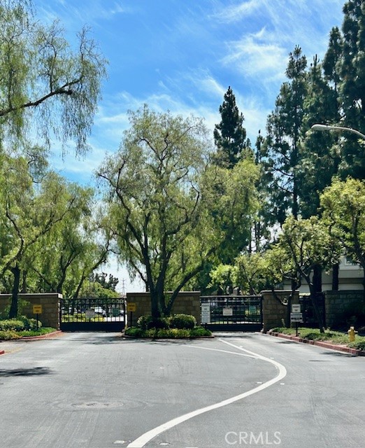 3302 Orangewood