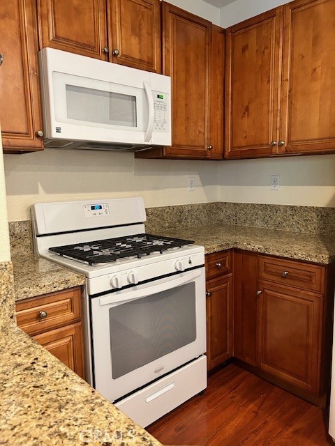 3302 Orangewood