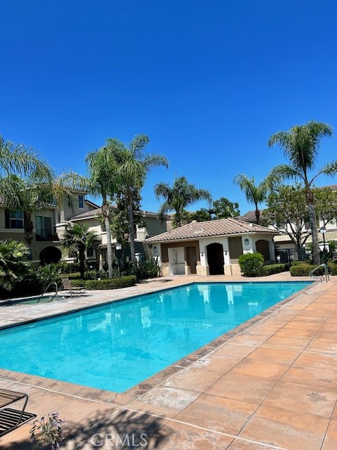 3302 Orangewood