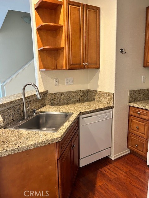 3302 Orangewood